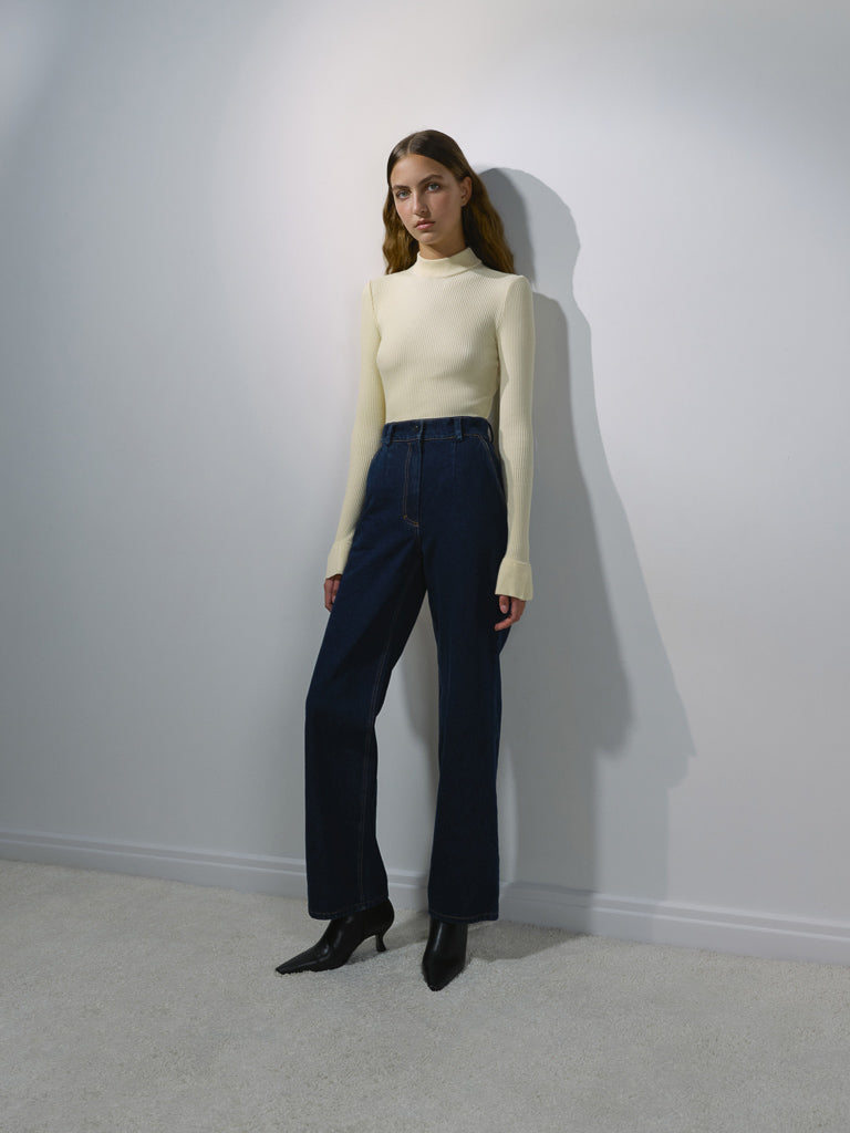 Тонкий светр з шовком