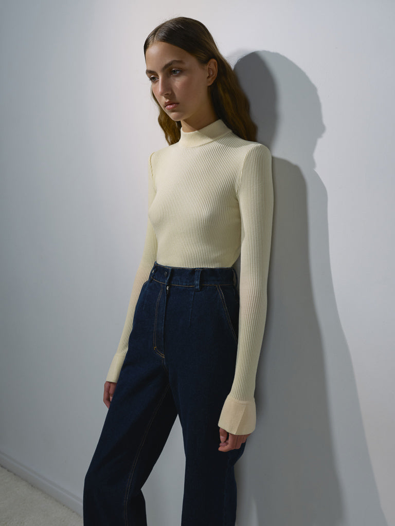 Тонкий светр з шовком