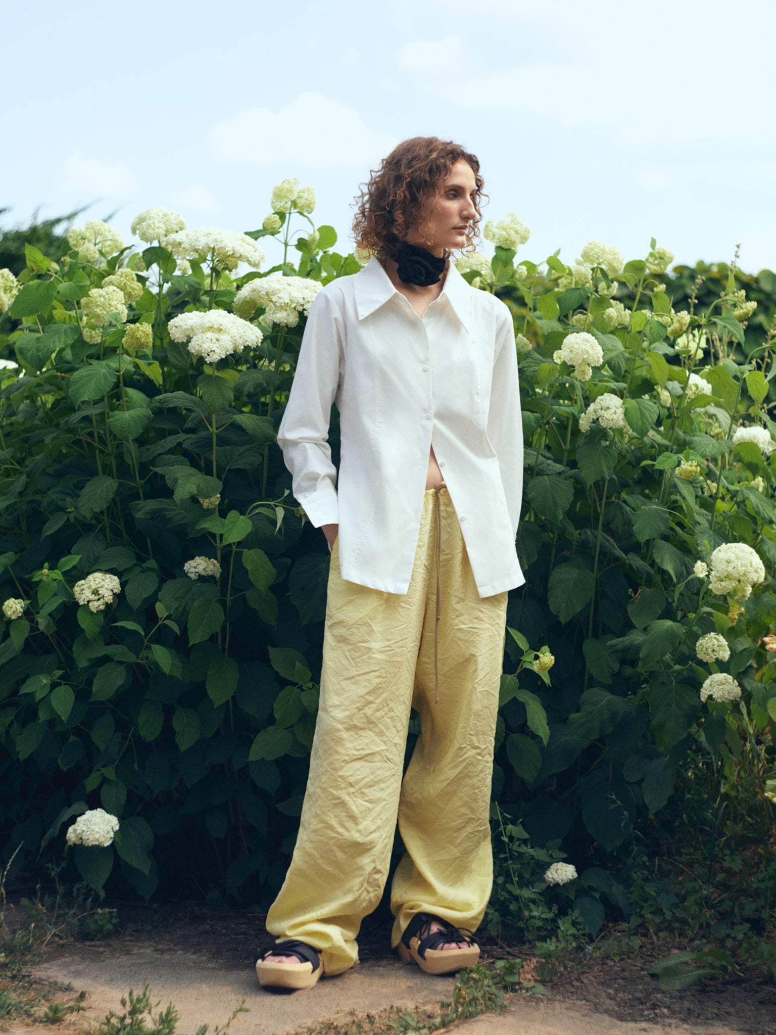 Viscose blend trousers featuring a drawstring fastening waist, side pockets and a long length from FORMA brand