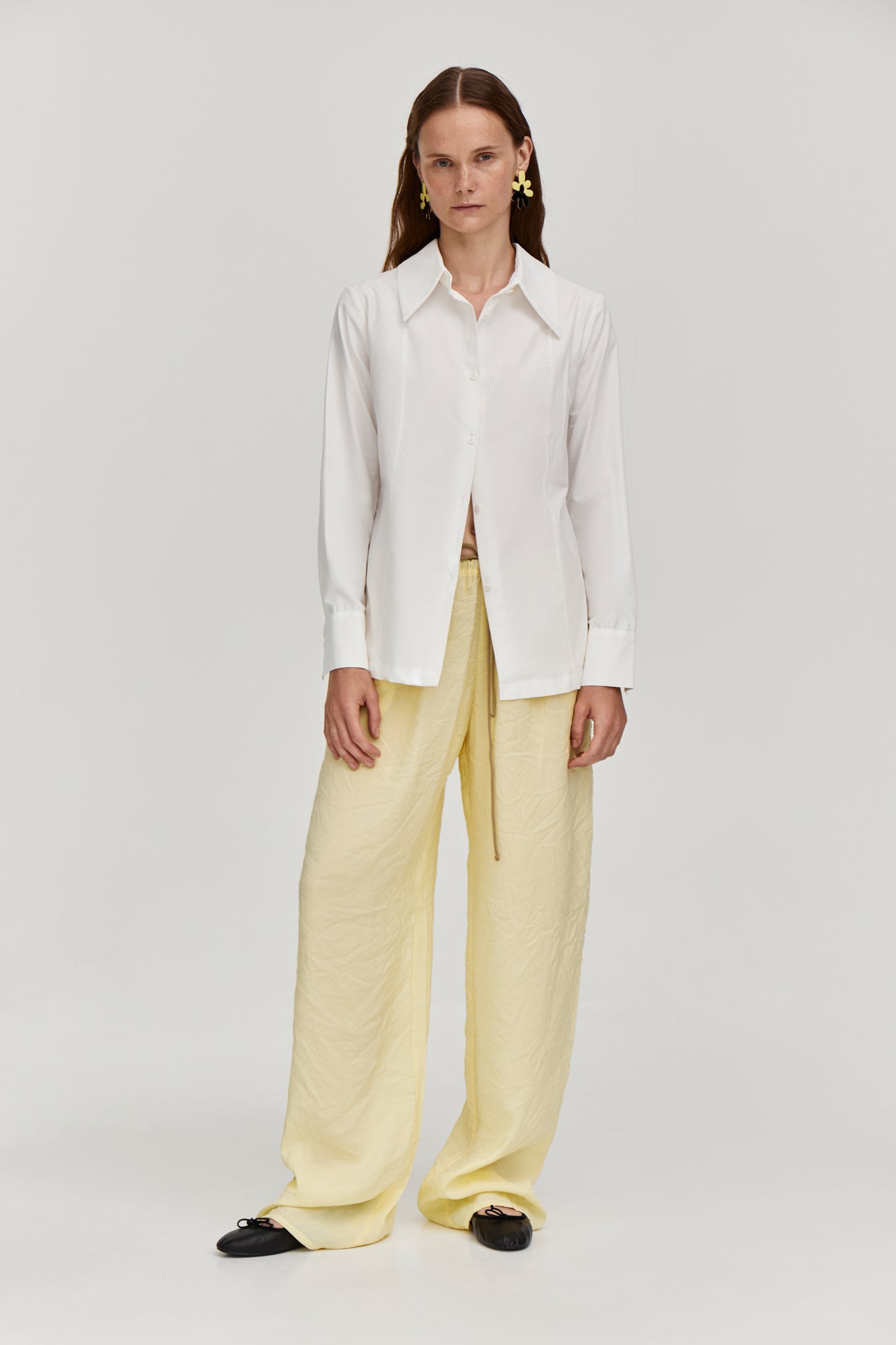 Viscose blend trousers featuring a drawstring fastening waist, side pockets and a long length from FORMA brand