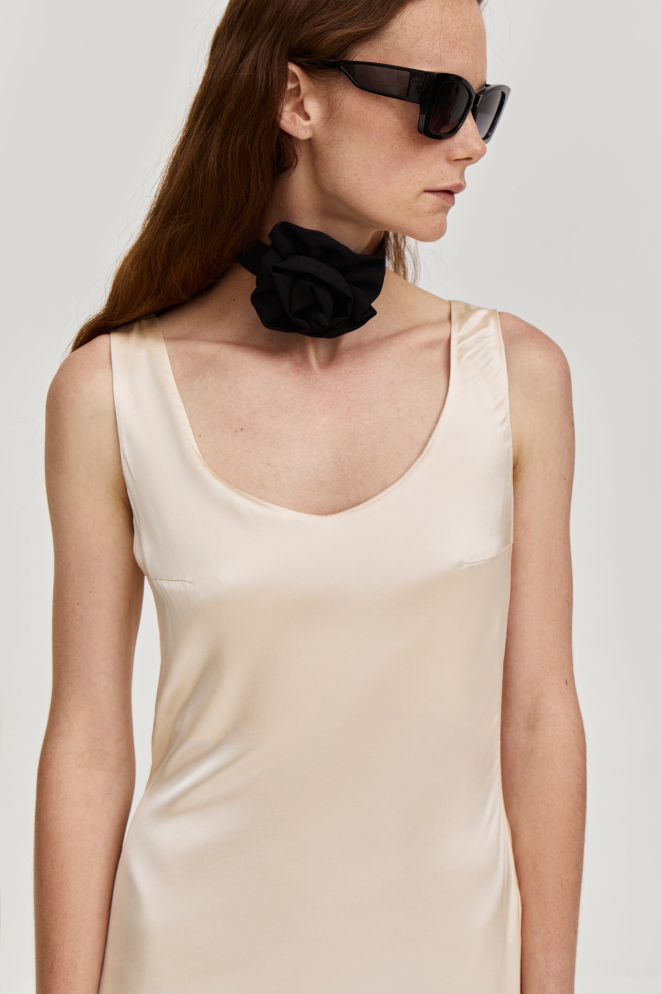 Silky viscose long dress with round neck from FORMA brand