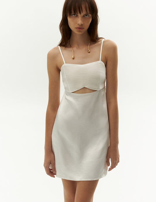 white wedding short dress. Cut-out details and open back. Silky wedding dress from forma brand
